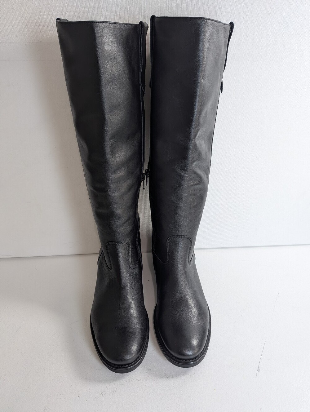 Coach and Four Black Leather Women's Boots Sz 8.5 Block Heel Knee Length Italy - Picture 2 of 16